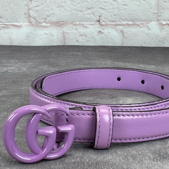 Gucci Azalea Double G Calfskin Enamel Monochrome 20mm Belt Purple 419417 95/38 - Picture 2 of 9